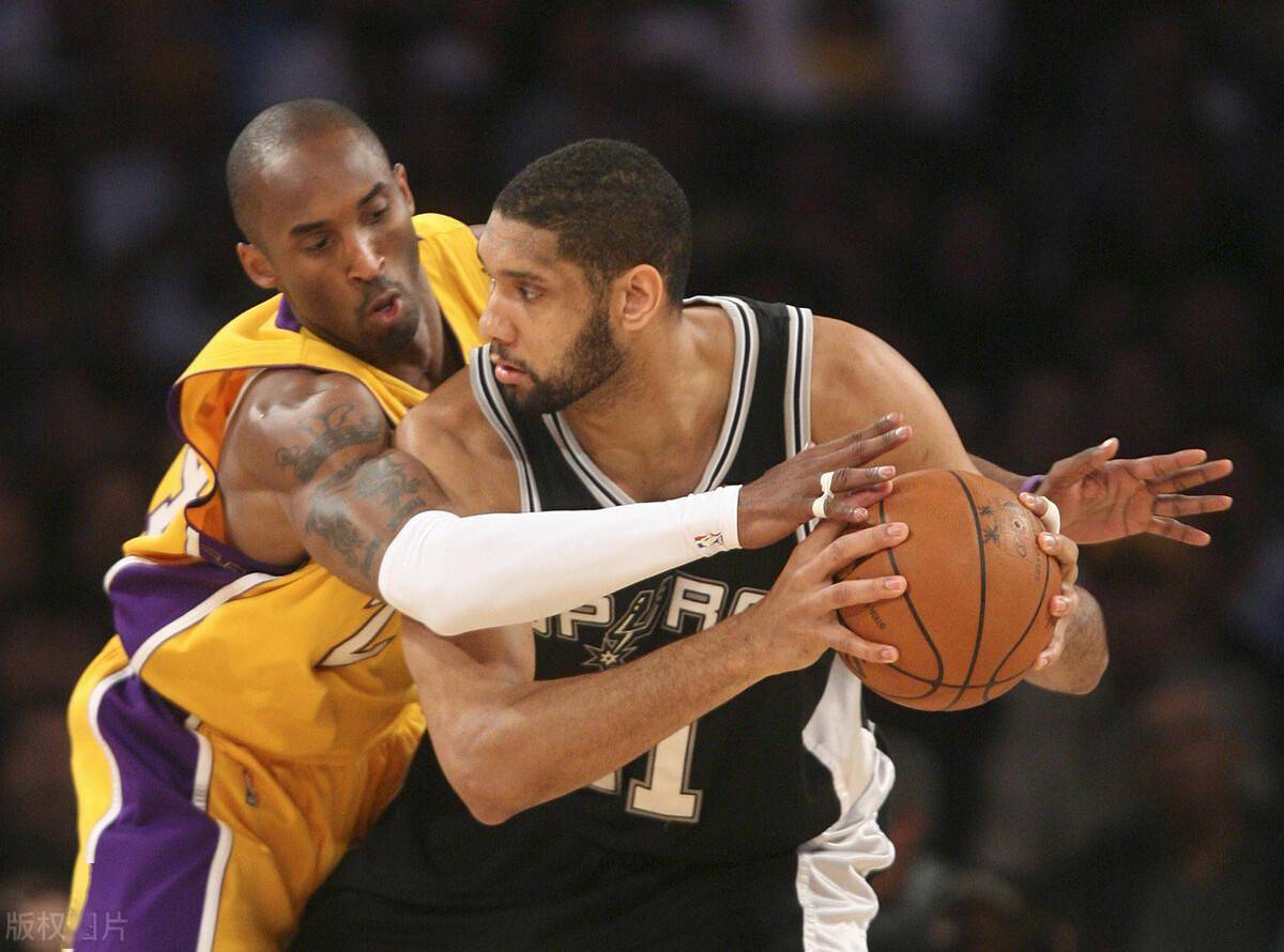 缺席事件的 缺席事件的