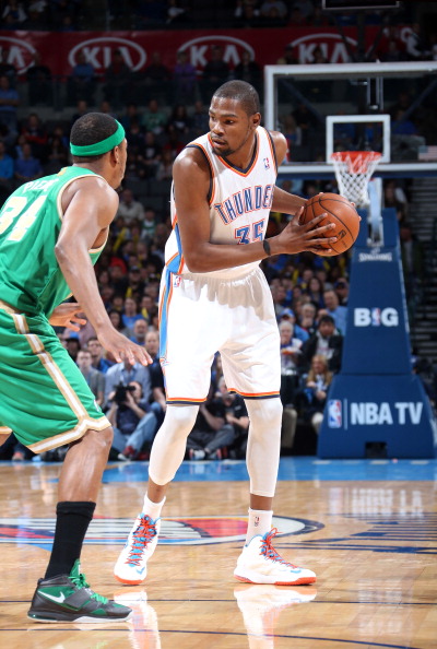 播产业链的 播产业链的